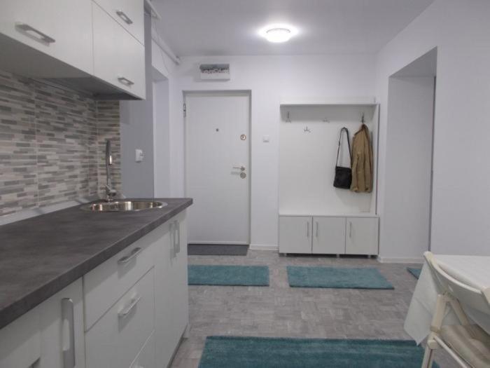 Apartament Tanya Targoviste Exteriér fotografie